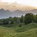 Monte Baldo Hostel *