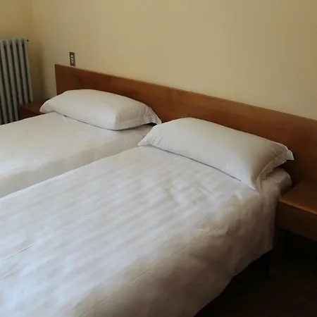 Hostel Monte Baldo *