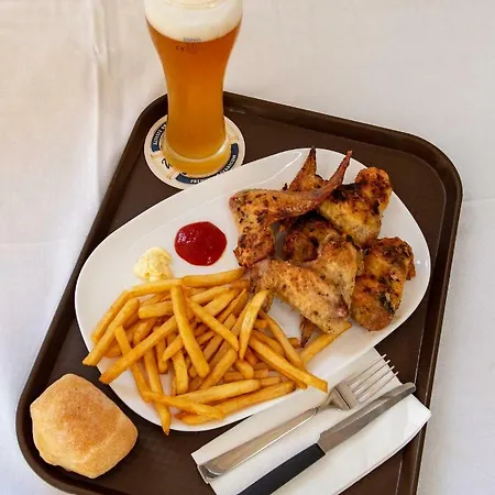 Monte Baldo بيت شباب