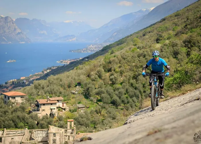 Hostel Monte Baldo Brenzone sul Garda