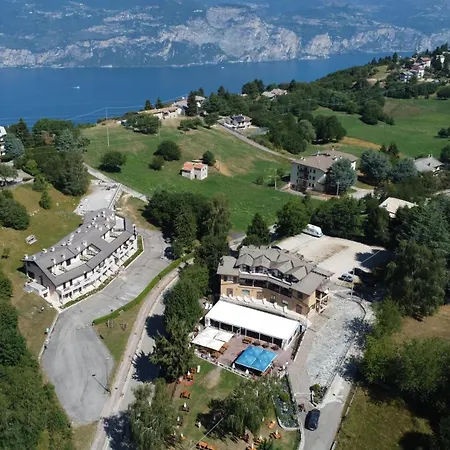 Hostel Monte Baldo *