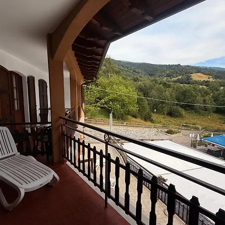 Hostel Monte Baldo *