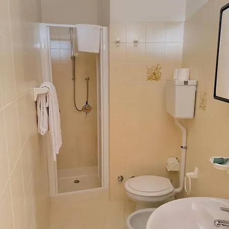 Hostel Monte Baldo Brenzone sul Garda
