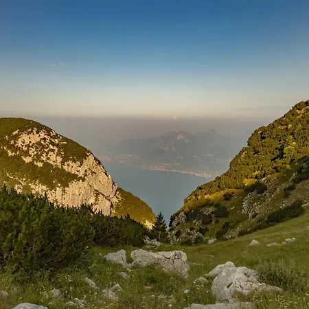 Monte Baldo Hostel *