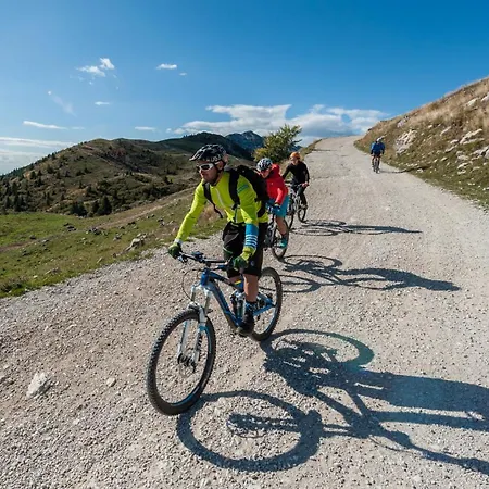 Hostel Monte Baldo Brenzone sul Garda