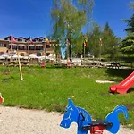 Monte Baldo Hostel *